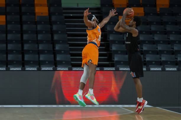 仅是一名伟 仅是一名伟