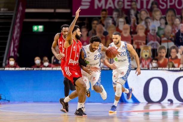 比赛中继续 比赛中继续